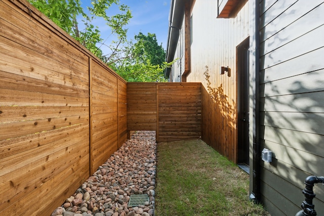 2142 Lovedale Ave Unit 101, Dallas, TX 75235 - view of side of property