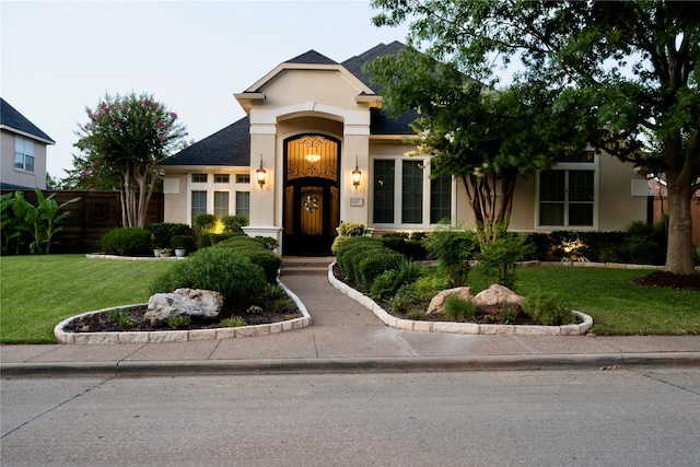 2937 Lago Vista Ln, Rockwall, TX 75032 - view of front of property with stucco siding and a shingled roof