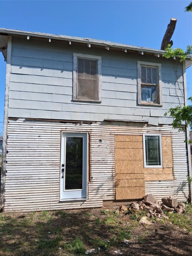 208 E 4th St, Coleman, TX 76834 - view of rear view of property