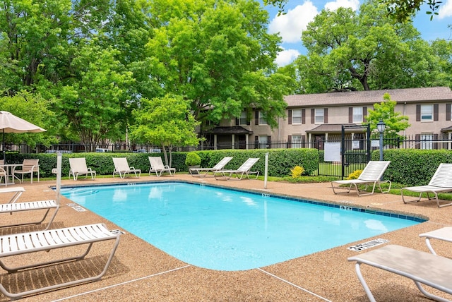 6345 Bordeaux Ave, Dallas, TX 75209 - community pool featuring a patio area and fence