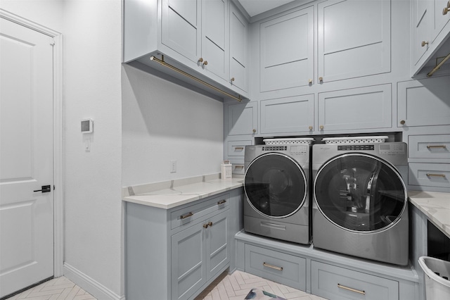 7501 Kickapoo Dr, Mckinney, TX 75070 - full bath featuring a sink, connected bathroom, a freestanding tub, and a shower stall