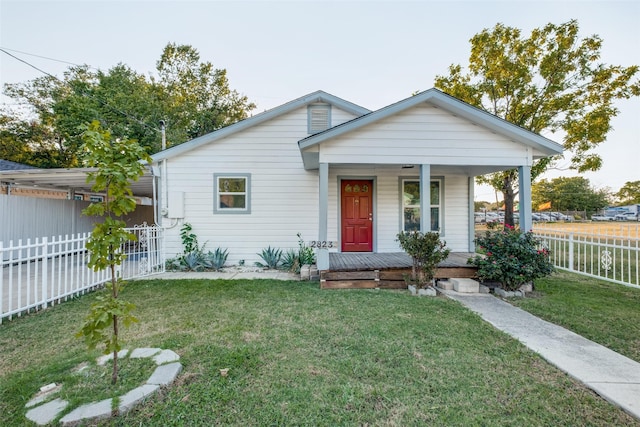 2823 Ingersoll St, Dallas, TX 75212 - bungalow featuring fence, a porch, and a front yard