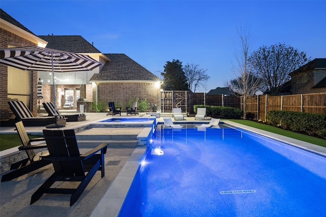 1715 San Jacinto Dr, Allen, TX 75013 - view of swimming pool with an in-ground hot tub, a patio, and a fenced backyard
