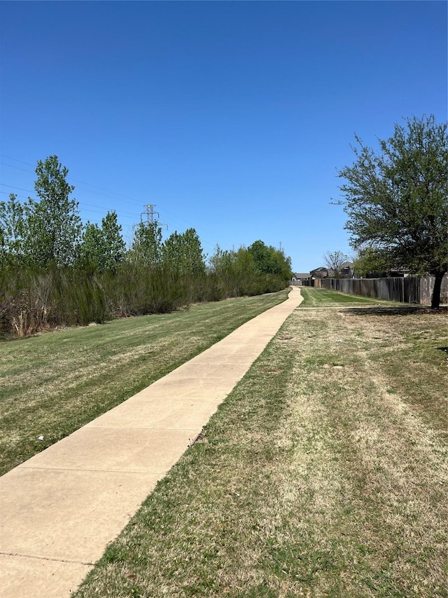 5912 Comanche Peak Dr, Fort Worth, TX 76179 - view of home's community featuring a lawn