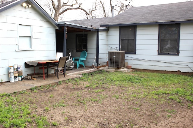 1090 N Race St, Stephenville, TX 76401 - view of yard with central air condition unit and a patio area