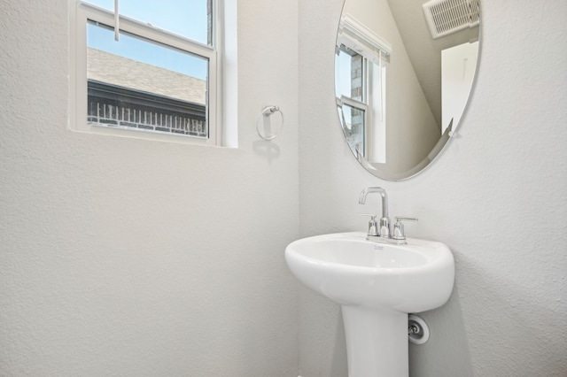 709 Caraway Dr, Princeton, TX 75071 - view of bathroom