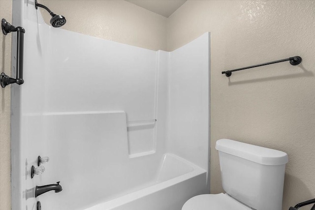 120 Southwinds Dr, Weatherford, TX 76087 - full bathroom with toilet and shower / tub combination