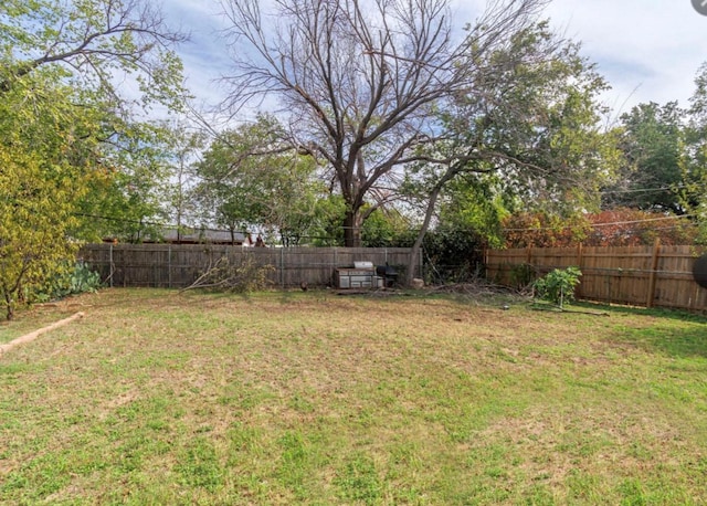 6609 Rockdale Rd, Fort Worth, TX 76134 - view of yard featuring fence private yard