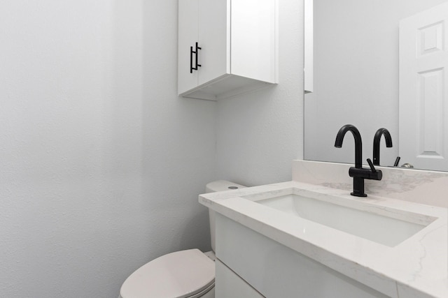 403 Tealridge Ct, Desoto, TX 75115 - bathroom with vanity and toilet
