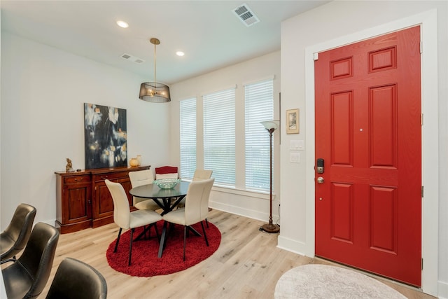 4908 Deavers Ln, Fort Worth, TX 76114 - dining space with light wood-style flooring, baseboards, and recessed lighting