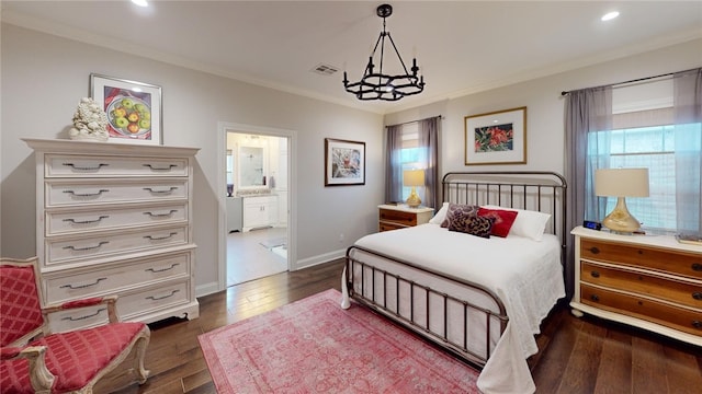 133 Creek Rdg, Waco, TX 76708 - bedroom featuring ornamental molding, a chandelier, dark wood-style floors, recessed lighting, and baseboards