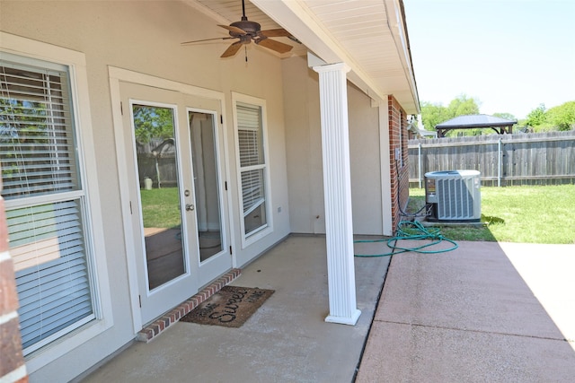 212 Telfair Ln, Bossier City, LA 71112 - view of patio featuring central AC, fence, and ceiling fan