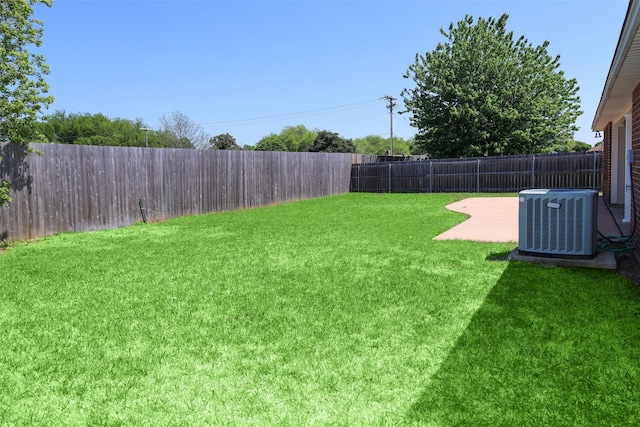 212 Telfair Ln, Bossier City, LA 71112 - view of yard with a patio area, a fenced backyard, and cooling unit