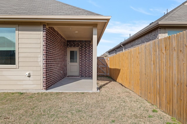 14828 Devils Claw Trl, Fort Worth, TX 76052 - exterior space with a gate