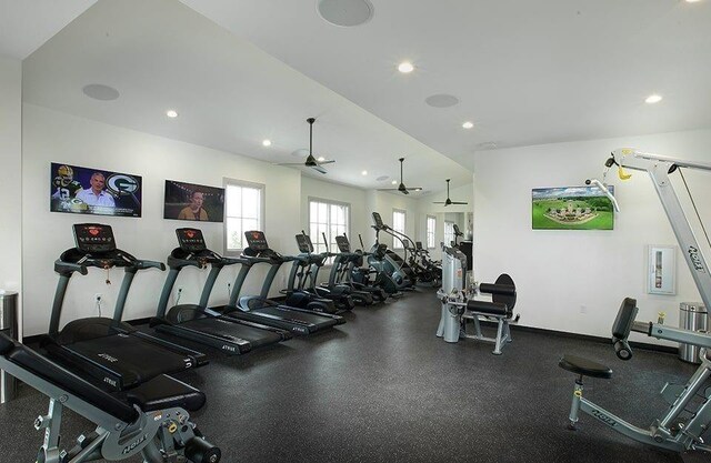 workout area with baseboards, recessed lighting, and a ceiling fan