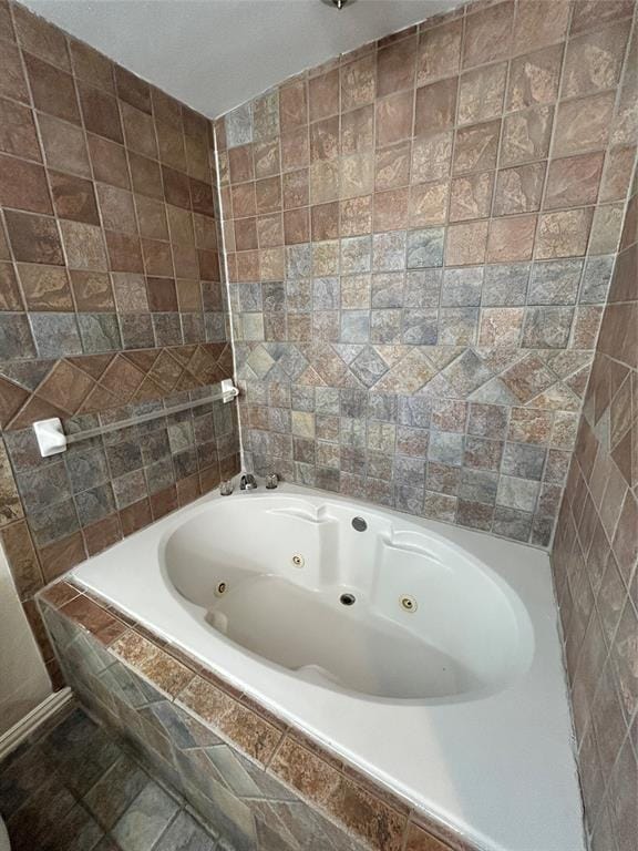 140 Vz County Road 2153, Canton, TX 75103 - full bathroom with a whirlpool tub and tile walls