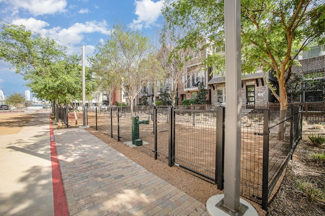 1117 Tea Olive Ln, Dallas, TX 75212 - surrounding community featuring fence, a gate, and a residential view