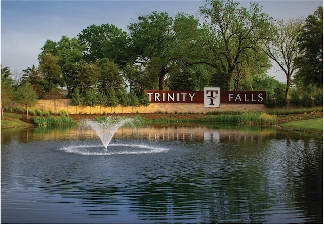 view of water feature