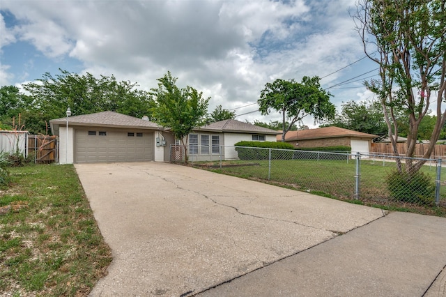 3100 E Park Blvd, Plano, TX 75074 - ranch-style house featuring driveway and an attached garage
