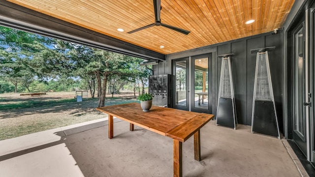 118 E Bay Dr, Bridgeport, TX 76426 - view of patio featuring a ceiling fan