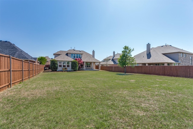 660 Mangrove Trl, Saginaw, TX 76131 - view of yard