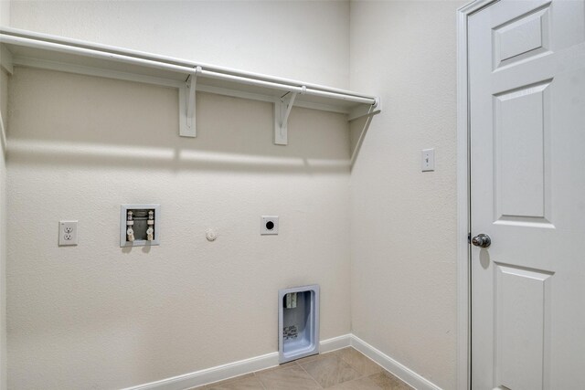 3836 Parsons St, Crandall, TX 75114 - laundry room with laundry area, baseboards, hookup for a washing machine, gas dryer hookup, and hookup for an electric dryer