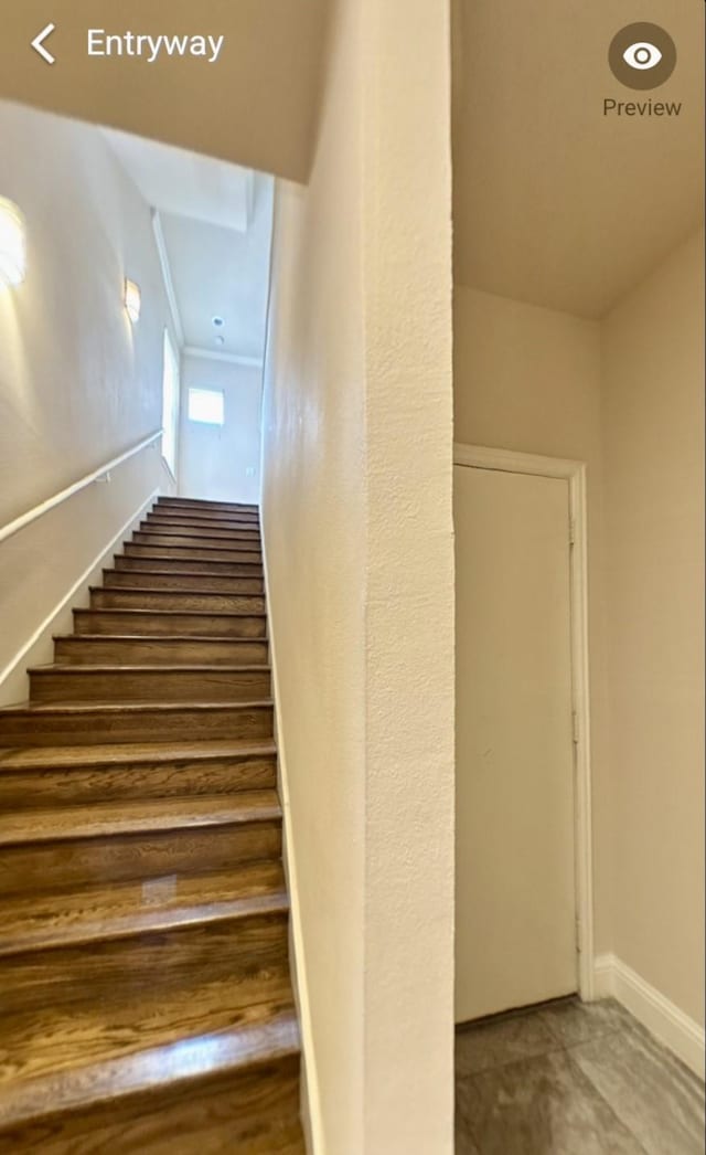 736 Skyline Bluff Ct, Fort Worth, TX 76102 - stairway featuring baseboards
