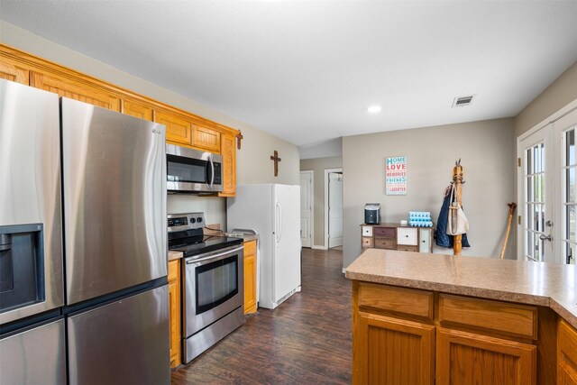 1493 County Road 3555, Paradise, TX 76073 - kitchen featuring dishwasher, a sink, french doors, a peninsula, and healthy amount of natural light