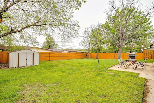 3113 Westfield Ave, Fort Worth, TX 76133 - view of yard featuring an outbuilding, a patio area, a fenced backyard, and a shed