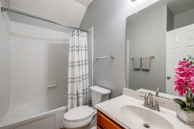 9212 Water Oak Dr, Arlington, TX 76002 - bathroom with toilet, shower / bathtub combination with curtain, and vanity