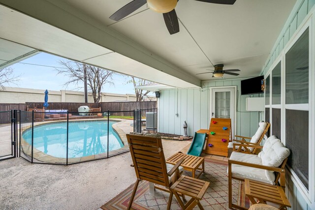 1417 Northridge Dr, Carrollton, TX 75006 - view of pool featuring a fenced in pool, a fenced backyard, ceiling fan, and a patio