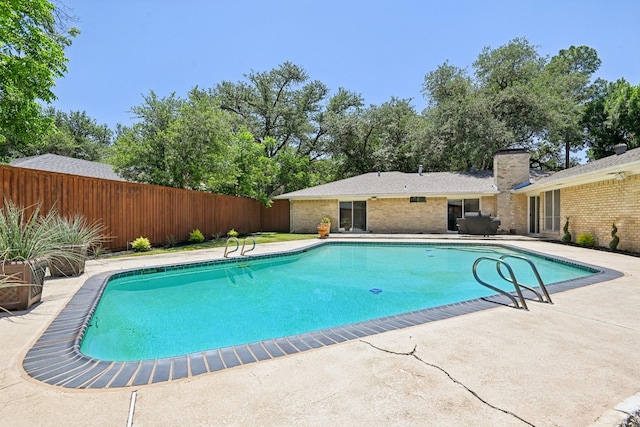 3139 Citation Dr, Dallas, TX 75229 - view of swimming pool featuring a patio area
