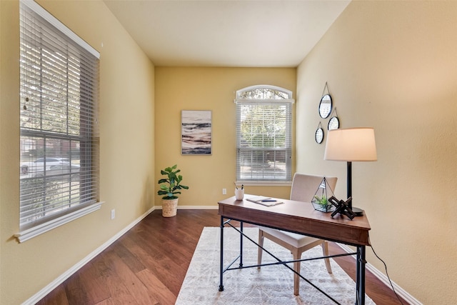 5685 Country View Ln, Frisco, TX 75036 - office space with wood finished floors and baseboards