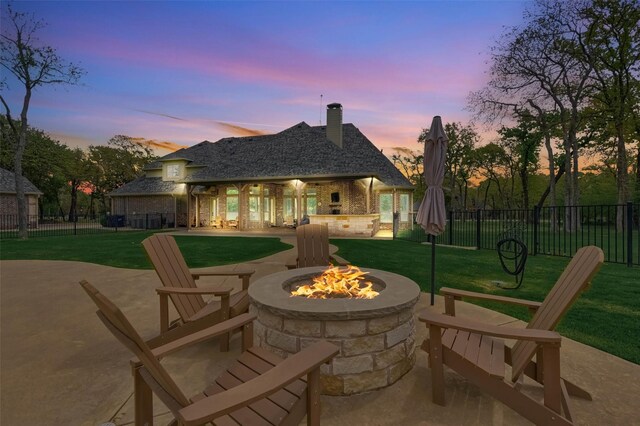 7545 Colton Ln, Pilot Point, TX 76258 - view of patio with an outdoor fire pit