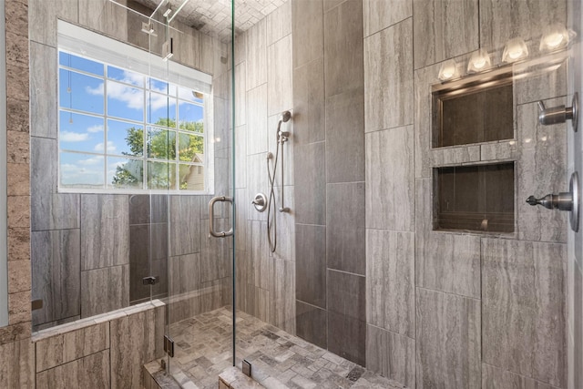729 Ridgeway Blvd, Weatherford, TX 76086 - full bath featuring a shower stall