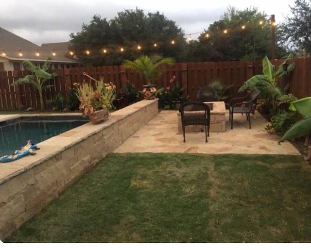 729 Ridgeway Blvd, Weatherford, TX 76086 - view of pool with a patio area