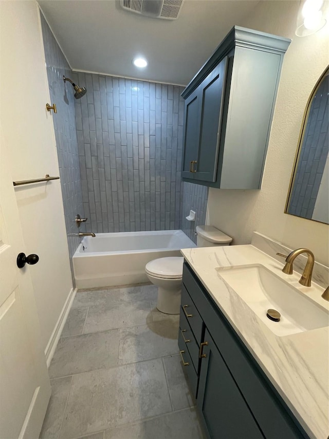 240 Wells St, Emory, TX 75440 - full bath with toilet, vanity, shower / bath combination, and recessed lighting