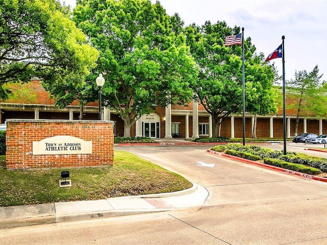 3784 Lakeway Ct, Addison, TX 75001 - community sign featuring uncovered parking