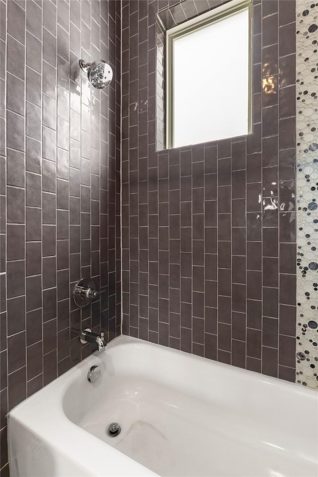 276 Currie St, Fort Worth, TX 76107 - bathroom with shower / bathtub combination