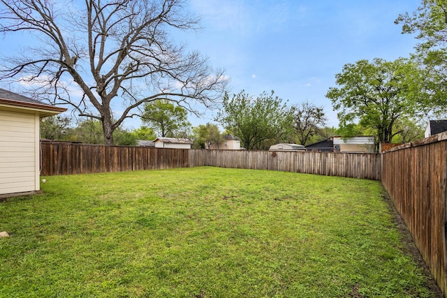 1321 S Montgomery St, Sherman, TX 75090 - view of yard