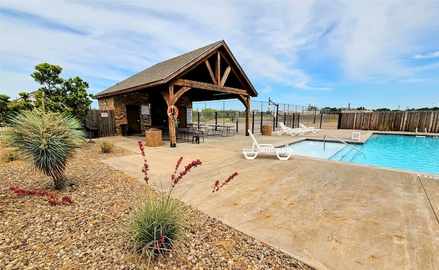 4805 Saddleback Ln, Wichita Falls, TX 73608 - community pool with a patio and a gazebo
