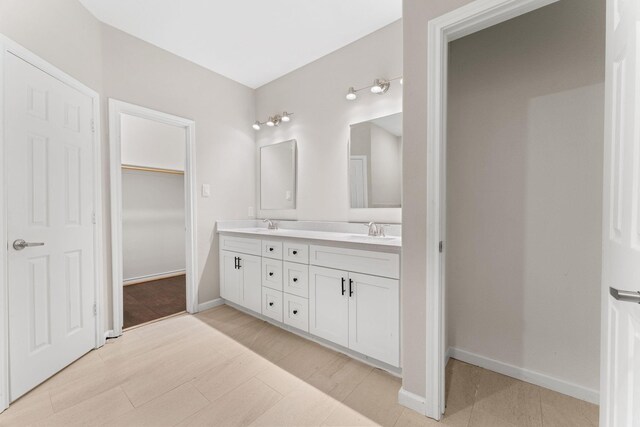 3504 Keyridge Dr, Dallas, TX 75241 - unfurnished room with a ceiling fan, baseboards, and dark wood-type flooring