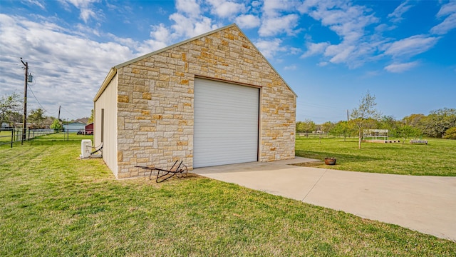 169 Star Point Ln, Weatherford, TX 76088 - detached garage featuring fence and concrete driveway
