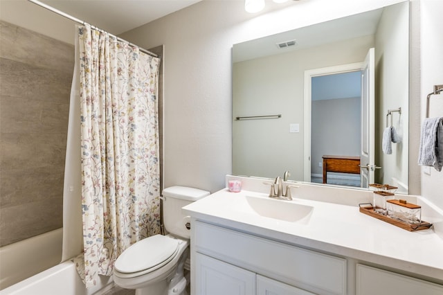 2813 Maverick Way, Celina, TX 75009 - bathroom with toilet, vanity, and shower / bath combo with shower curtain