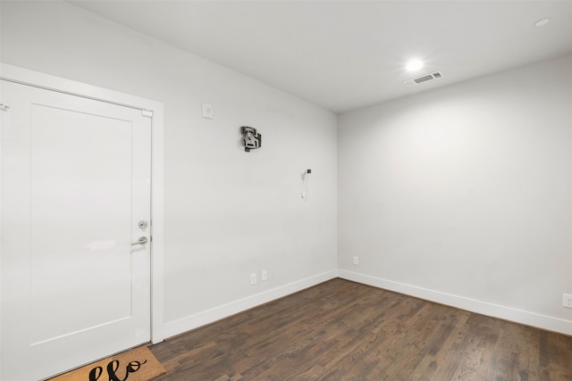 4914 Live Oak St Unit 7, Dallas, TX 75206 - empty room with dark wood finished floors, baseboards, and recessed lighting