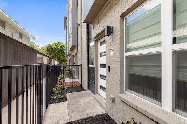 4914 Live Oak St Unit 7, Dallas, TX 75206 - view of side of property featuring fence