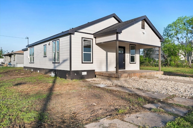 view of front of home with covered porch