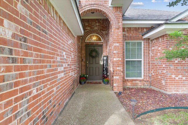 2905 Pueblo Dr, Waco, TX 76712 - doorway to property with brick siding