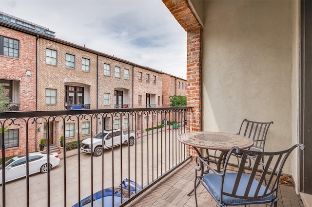 2110 Helsminster Dr, Dallas, TX 75201 - view of balcony