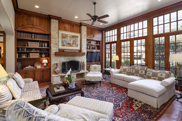 3636 Amherst Ave, University Park, TX 75225 - living area with recessed lighting, ceiling fan, built in features, and wood finished floors